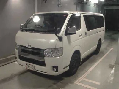 TOYOTA HIACE VAN