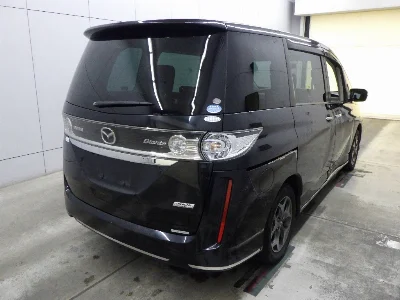 MAZDA BIANTE