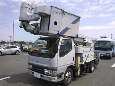 MITSUBISHI CANTER