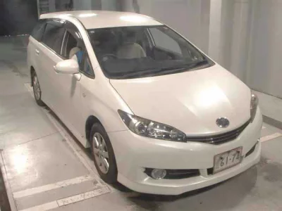 TOYOTA WISH
