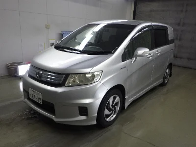 HONDA FREED SPIKE