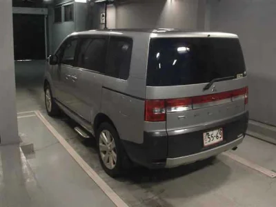 MITSUBISHI DELICA D5