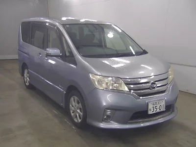 NISSAN SERENA