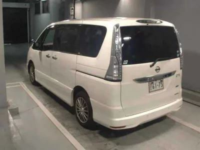 NISSAN SERENA