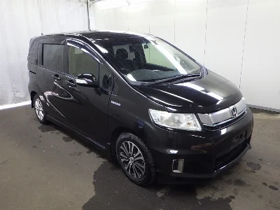 HONDA FREED SPIKE