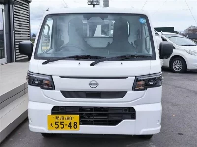 NISSAN CLIPPER TRUCK