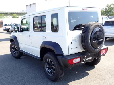 SUZUKI JIMNY NOMADE