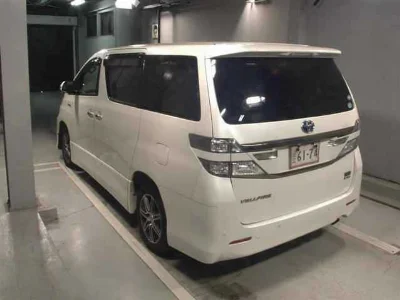TOYOTA VELLFIRE