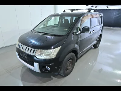 MITSUBISHI DELICA D5