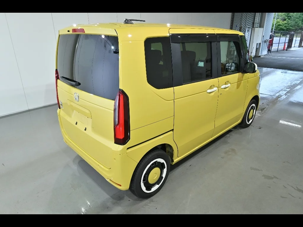 Honda N-Box  с аукциона в Японии