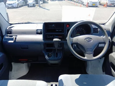 DAIHATSU HIJET VAN