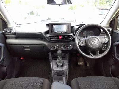 DAIHATSU ROCKY