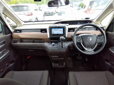 HONDA FREED