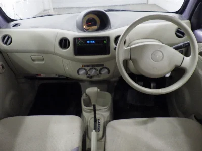DAIHATSU ESSE