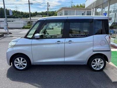 MITSUBISHI EK SPACE