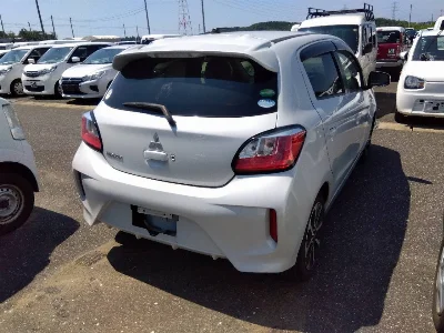 MITSUBISHI MIRAGE