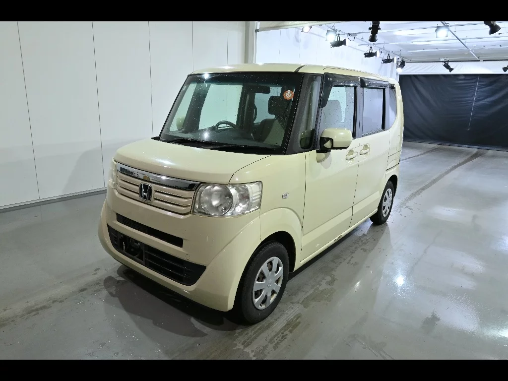 Honda N-Box  с аукциона в Японии