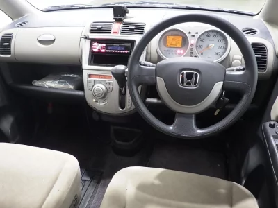 HONDA LIFE