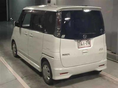 NISSAN ROOX