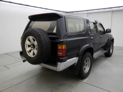 TOYOTA HILUX SURF