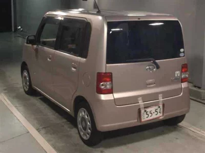 DAIHATSU MOVE CONTE