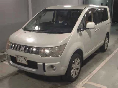 MITSUBISHI DELICA D5