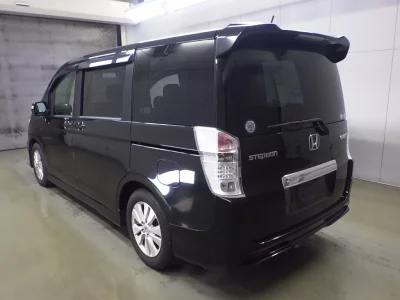 HONDA STEP WAGON