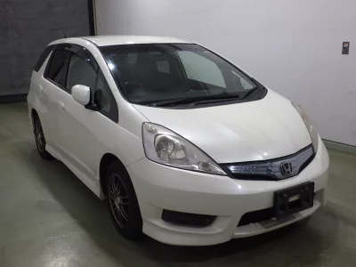 HONDA FIT SHUTTLE