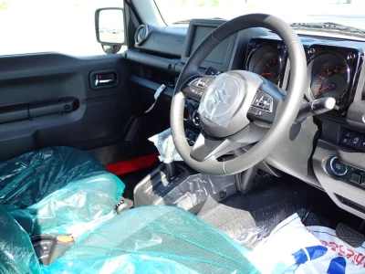 SUZUKI JIMNY NOMADE