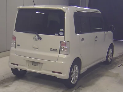 DAIHATSU MOVE CONTE