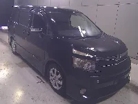 Цена авто Toyota Voxy с аукционов Японии, номер кузова ZRR70W, пробег 185 000, оценка 2