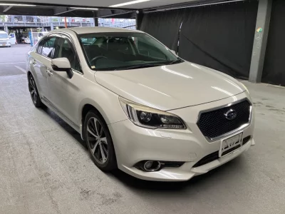SUBARU LEGACY B4