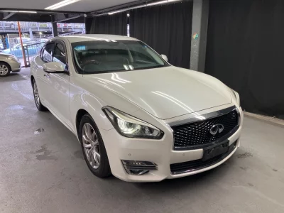 NISSAN FUGA