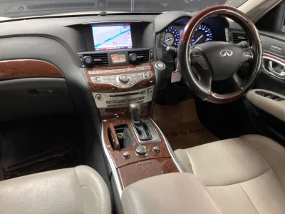 NISSAN FUGA