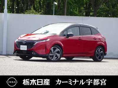 NISSAN AURA