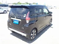 Mitsubishi eK X