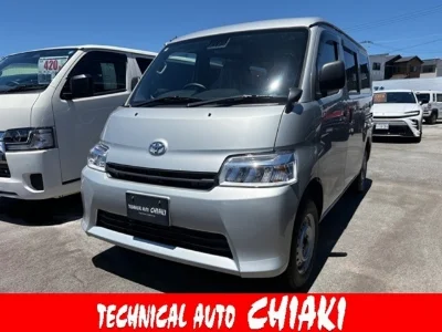 TOYOTA TOWN ACE VAN