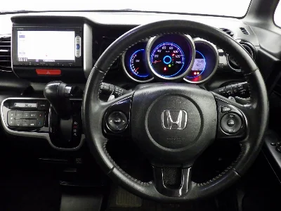 HONDA N BOX PLUS
