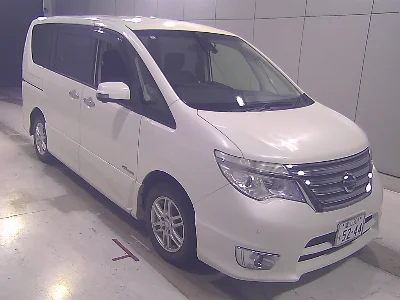 NISSAN SERENA