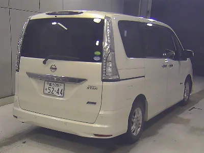 NISSAN SERENA