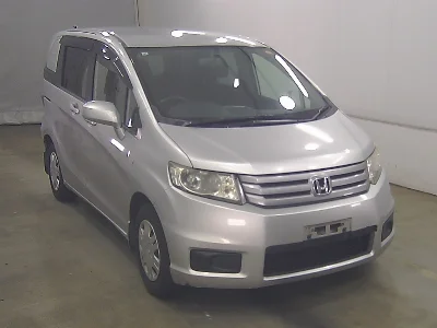 HONDA FREED SPIKE