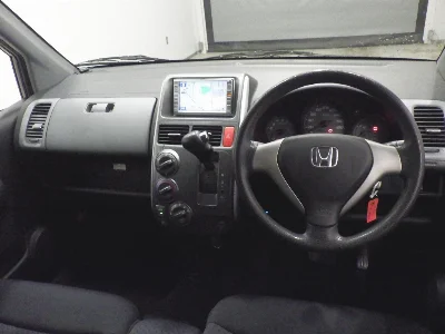 HONDA MOBILIO SPIKE