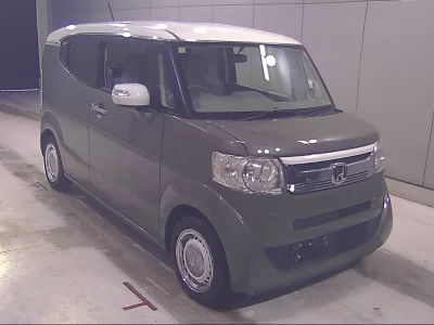 HONDA N BOX SLASH