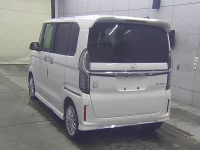 Цена авто Honda N-Box с аукционов Японии, номер кузова JF3, пробег 24 000, оценка 3