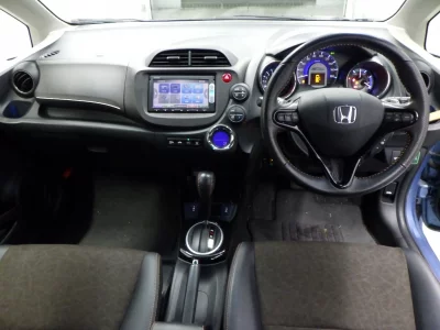 HONDA FIT SHUTTLE