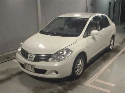 NISSAN TIIDA LATIO