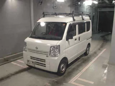 NISSAN CLIPPER VAN