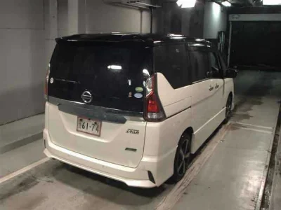 NISSAN SERENA