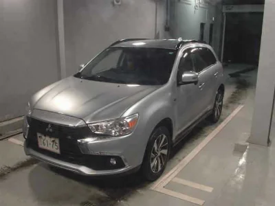 MITSUBISHI RVR