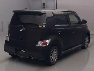 TOYOTA BB